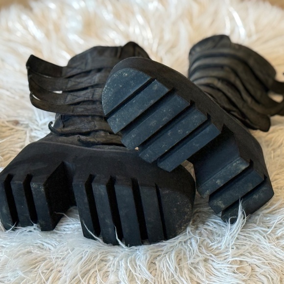 Darker Wavs FREQUENCY WASHED PLATFORM BOOTS - Sold out on Dollskill - Picture 5 of 5